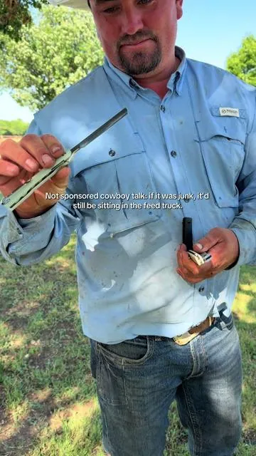 Real ranch review: months later and it’s still the knife getting grabbed every day. #cowboytiktok #ranchlife #pocketknife #edcknife #farmtok @ArtisanCutlery 