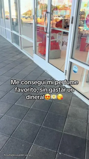 No saben lo mucho que me ahorré con este perfume 🤭 , es el dupe perfecto 🤩  #tiktokshopcreatorpicks #perfumetiktok #dupe #dealsforyoudays #sandalwood33  Disclaimer: resultados pueden variar
