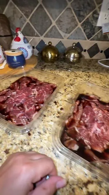 Waygu bulgogi from Hmart 🔥 #koreanbbq #koreanbbqathome #bulgogi #cheapkoreanbbq #easydinnerfor3 