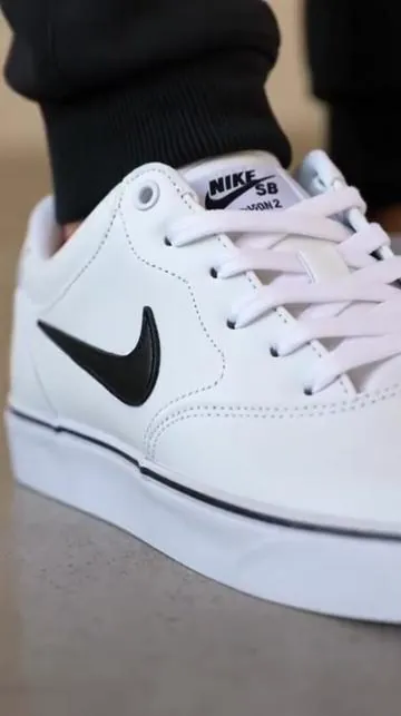 The Nike SB Chron 2 ended up being way more useful than I expected. This clean Nike SB canvas sneaker goes with pretty much everything, feels comfortable right away, and has become one of the easiest pairs to wear every day. I can definitely see why so many people keep recommending the Nike SB Chron 2. Check it out in the TikTok Shop. I added the link above for you. ☝️ #Nikeshoes #tiktokshop #sneakerstyle #mensfashion #dealsforyoudays  Video for demonstration purposes. Product appearance and details may vary. Please see the product page for exact specifications.