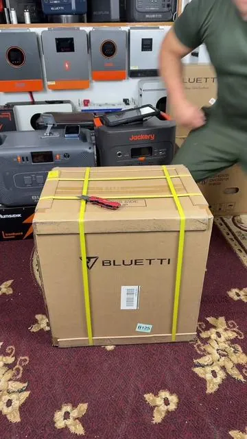 🔋 BLUETTI AC200L – Energía potente para casa, RV y emergencias • 2,400W de potencia continua y hasta 3,600W en modo Power Lifting ⚡ • Batería LiFePO4 de 2,048Wh para alimentar tus equipos durante horas 🔋 • Hasta 1,200W de entrada solar para recargas rápidas con el sol ☀️ • Recarga súper rápida por AC para volver al 100% en menos tiempo ⚡ • Ideal para refrigeradores, herramientas, cafeteras, microondas y mucho más 🏠 🚨 Respaldo confiable, gran capacidad y carga solar rápida. ¡Una excelente opción para estar preparado en cualquier momento! #Summervibes #Fatherday #DealsForYouDays #Bluetti #PortablePowerStation.
