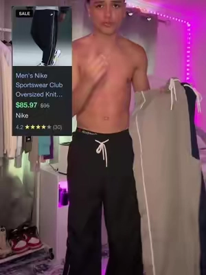 #mensfashion #trackpants #tiktokshopcreatorpicks #sweatpants #baggypants 
