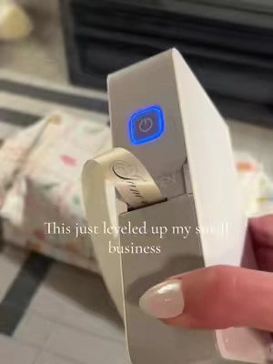 obsessed with this #SmallBusiness #brandedpackaging #smallbusinessbranding #shippingpackaging 
