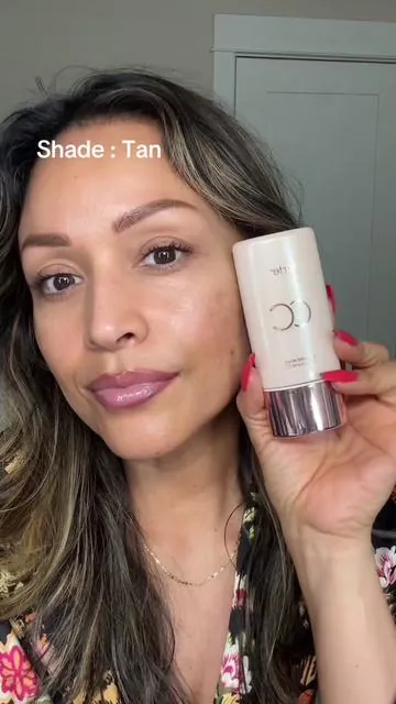 50 yr old APPROVED! 🙌🏼 Grab yours quick!  @tarte cosmetics  #over40makeup #makeupglowing #dewymakeup #maturemakeup 