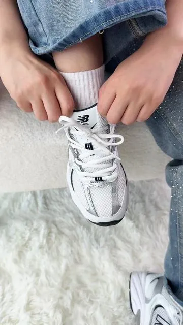 New Balance 530 White 🤍 #newbalance #flykicks #shoes #comfy #clean 