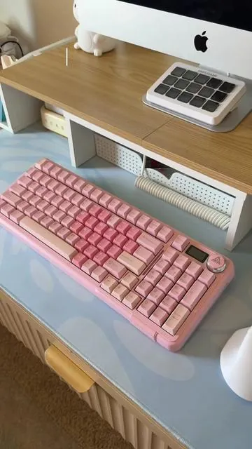 a creamy keyboard to match your aesthetic ✨ @SOLAKAKA Direct  #keyboard #creamykeyboards #TikTokShopDealsforYouDays #dealsforyoudays 