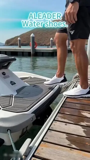 Stopsliding,startlookingfly.⚡️Fromslipperypooldeckstocitystreets,thesearetheultimatetechwearupgrade.Thatgripisnojoke.😤Getyoursbeforethey’regone!#techwear#clogs#summeressentials#slipproof#ootdmen
