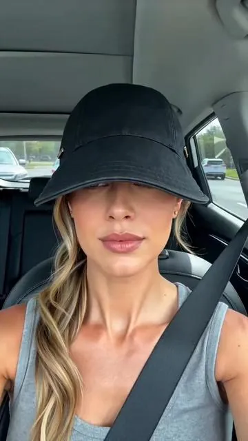😂😂Can't even go to Target in peace anymore  The structure of this hat is insane. #sunhat #incognitomode #ponytailhacks #summeraesthetic #tiktokmademebuyit