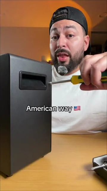 7650617207621307678