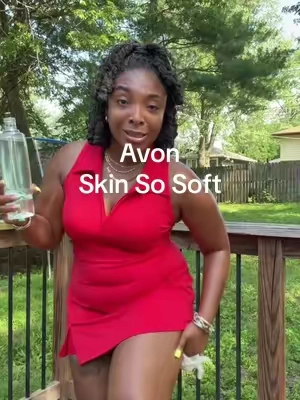 Not playing with these bugs this year😩 #avonskinsosoft #mosquitorepellant #bugrepellent #dealsforyoudays #summeressentials 