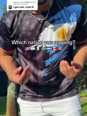 Replying to @Tato 🇦🇷🇮🇹 Saludos! Saluti! Such a unique jersey #Soccer #jersey #worldcup 