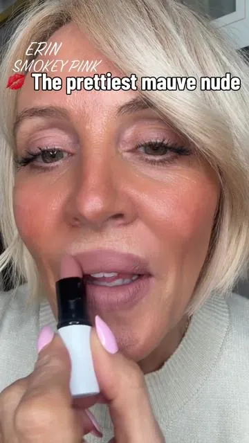 Most nude lipsticks just don’t work for me anymore. They’re either too orange, too dark, or too heavy. This combo gives the softest mauve nude lip without looking overdone, and I keep reaching for it. 🤍✨ #lipcombo #mauvenude #dealsforyoudays #summervibes #everydaymakeup @Make By Mario 