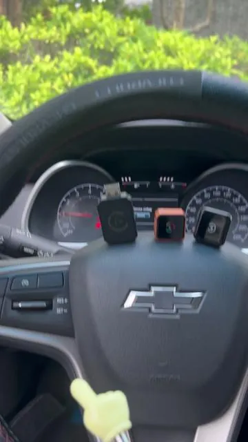 Please make sure your car supports wired Carplay or Android Auto before placing an order💕#tiktokshopsummerturnup #tiktokshopcreatorpicks #wirelesscarplay #wirelesscarplayadapter #dealsforyoudays 