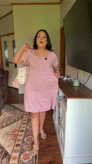 Replying to @DeNizChe1 es el vestido perfecto que grita verano! Te va a ENCANTAR!! Es fresco para el verano!! #dealsforyoudays #summerwins #vestido #summerdress #dress 