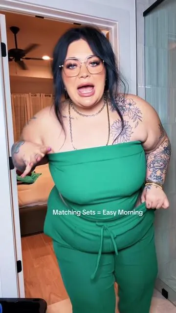@PrettyGarden #DealsForYouDays #plussizefashion #curvyfashion #matchingset #prettygarden 