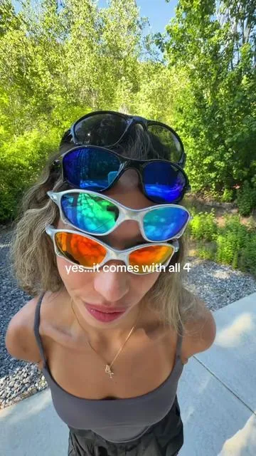 #sunglasses #y2kaesthetic #gorpcorefashion #sunglassesfashion #glasses 