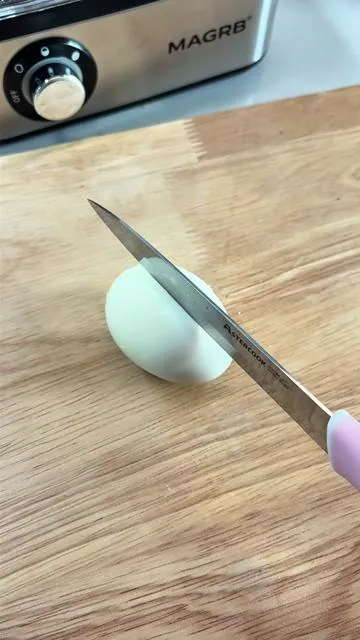 Huevos cocidos perfectos en minutos, sin agua hirviendo, sin tener que adivinar cuánto tiempo tarda #huevos #cocidohuevos #huevoalcalde #huesococido #horneador 