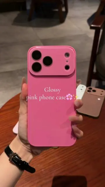 It's so pretty !!🌸✨ #pinkcase #phonecase #glossyphonecase #tiktokshop 