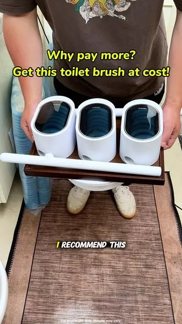 Click, scrub, toss. No more disgusting toilet brush sitting in dirtywater.#Toiletbrush #sopami #tiktok #deepclean#GiftedinLove