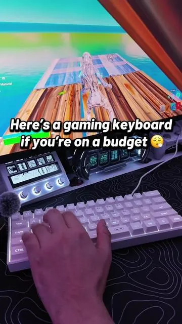 For The Price You Can’t Miss Out On This Gaming Keyboard 🤩 Also Comes In Multiple Colors #gamingkeyboard #magegeekeyboard #budgetkeyboard #dealsforyoudays #tiktokshopcreatorpicks 