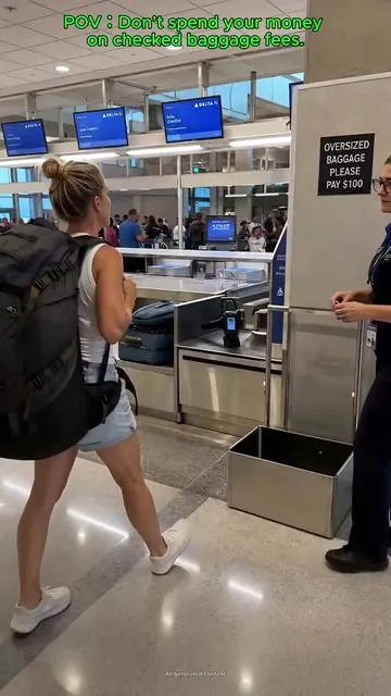 Packing your bags is now a breeze, thanks to the vacuum pump! #LuggageOrganization #TravelSolutions #VacuumSealer #SpaceSaving #fyp 