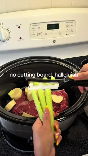 Game changer🙌🏼 #kitchenware #kitchengadgets #kitchenmusthave #cookingtiktok #CookingHacks 