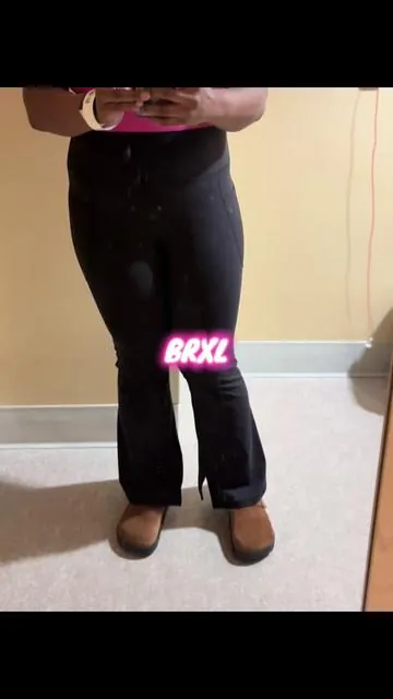 Viral snatch in the sought after BRXL leggings strong enough to snatch up my fibroid belly#leggings #womensclothing #yogapants #shapewear #shapewear @BRXL @brxlclothing 