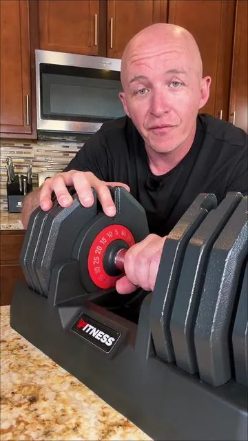 These are great adjustable dumbbells for the home gym #adjustabledumbbells #dumbbells #homegymequipment #homegym #dealsforyoudays 