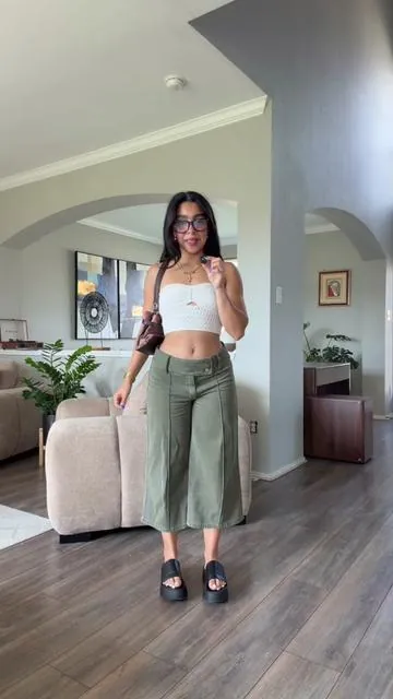 the best of both worlds #capris #jeans 