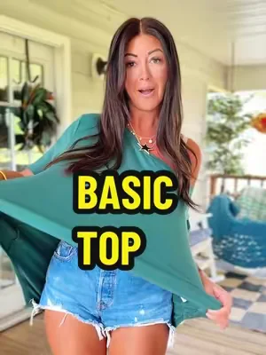 holds up great in the wash🥰 @PrettyGarden  #basictop #offtheshoulder #shirt #dealsforyoudays #fyp 