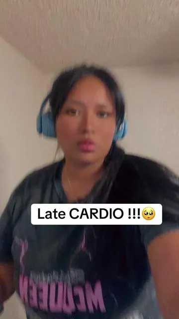I’m an early bird but was busy today I’m doing a late night cardio 😰 #foryou #f #sahm 