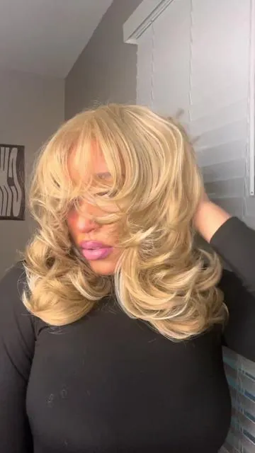 the COLOR.. the LAYERS😍 everything about this wig is super TEA!✨ i love it @BeginherHair #fyppppppppppppp #wigtok #layeredwig 