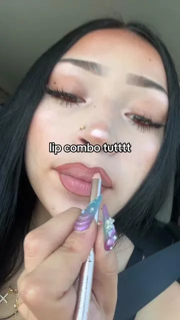 #lipliner #lipcombo #elisabean 