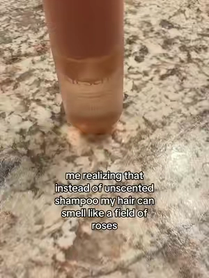 ignore the frizzies i was not about to pull out the hair straightener for a tiktok #fyp #tiktokshop #perfume #hair #roses 