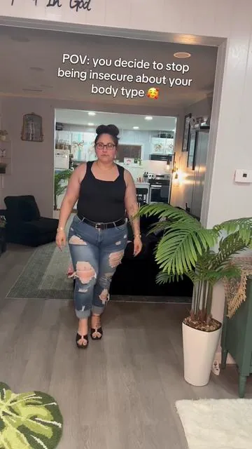 Ima need all my big girls to come to the front🥰🤭#plussize #bodytype #biggirls #girlssupportgirls #curvy 