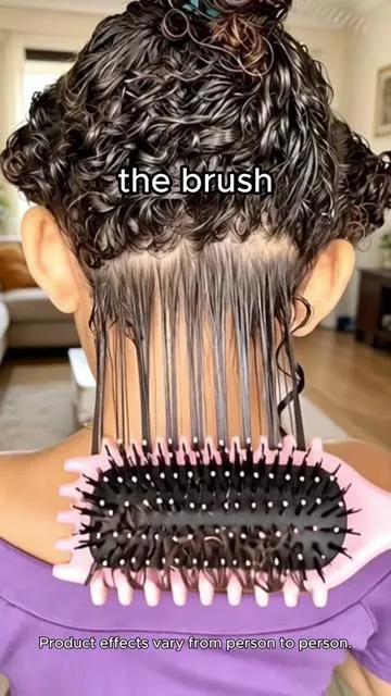 Try this #dealsforyoudays #SummerWins #brush #curlyhair #curly 