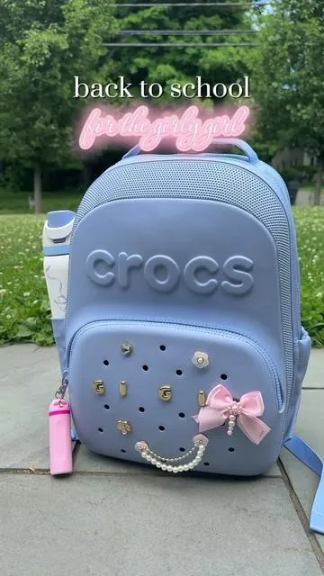 @Crocs did it again #backpack #backtoschool #girlmom #dealsforyoudays 