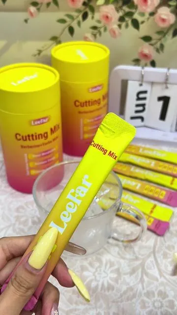 I’m trying to get summer body READY! LEEFAR CUTTING DRINK MIX. #leefar #summerbody #greenish #tiktokshopspringglowup #tiktokshopcreatorpicks
