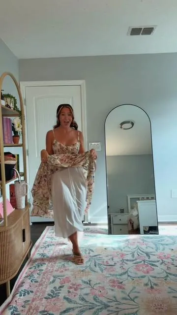 Gorgeous dress 