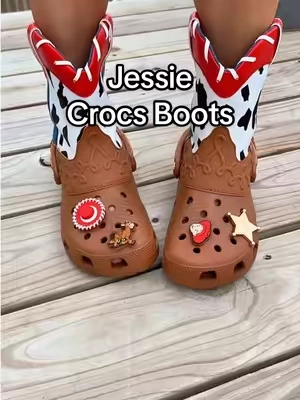 Jessie crocs boots!!! #crocs #crocsboots 