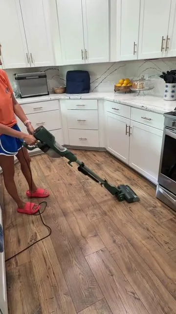 Replying to @quiqui what vacuum I use as a housecleaner. Shark Detect Ultralight #sharkvacuum #vacuumcleaner #vacuum @Shark Home 