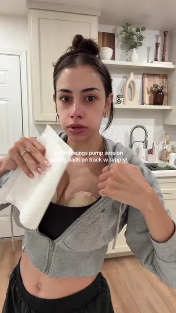 Nothing worse than an overfilled pump 🥴 #momsoftiktok #pumpingmom #exclusivelypumping #breastfeeding #postpartum 