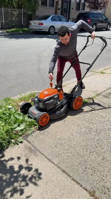 Ahorras tiempo dinero y trabajo con esta cortadora de 21in #landscaping #fathersday #Efurden #trimer #tools 
