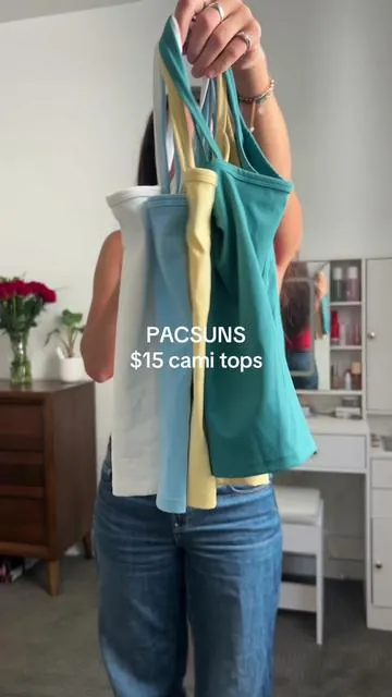 The perfect tank tops for your summer wardrobe!!! Plus they are affordable, comfortable, and cute 🤩 #tanktops #summerfits 