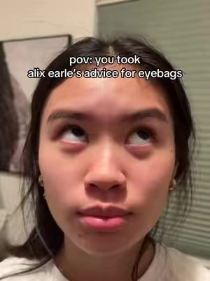 Genuinly SWEAR by this duo
#eyebags #eyeserum 