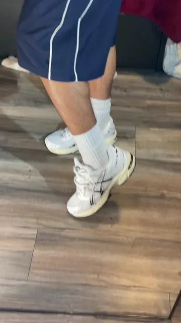 @StockX so no fugazi 💩 #asics #runningshoes #sneakerhead #summerwins #dealsforyoudays 
