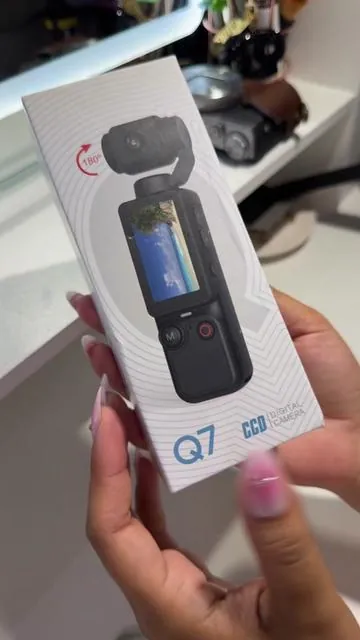 #vloggingcamera #dealsforyoudays #summerwins 