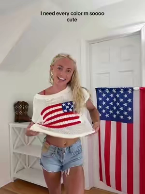 HOW CUTE???? Got a medium for over sized fit. 5’5” 125lbs! SO CUTE RIGHT??? ❤️🤍💙🇺🇸🇺🇸