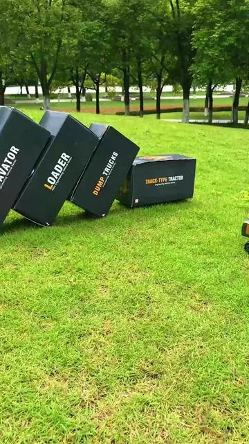 So cool! Every kid adores this construction truck set🚜#rcexcavator #rc #kidstoys #rccar #fyp 