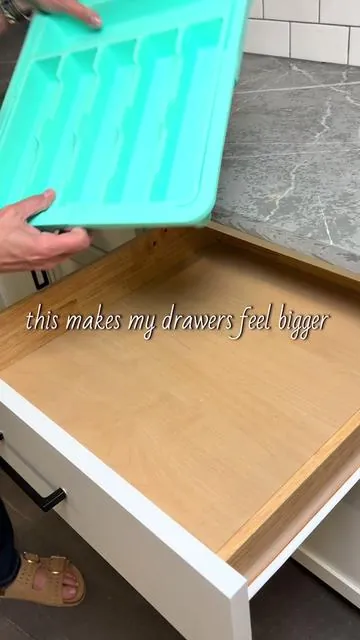 If you hate a messy kitchen drawer, this expandable drawer organizer is for you. It expands at the top and at the sides to fit most standard size drawers. It makes it so easy to organize kitchen utensils and tools. #silverware #drawerorganization #kitchenessentials #kitchenstorage #DealsForYouDays 